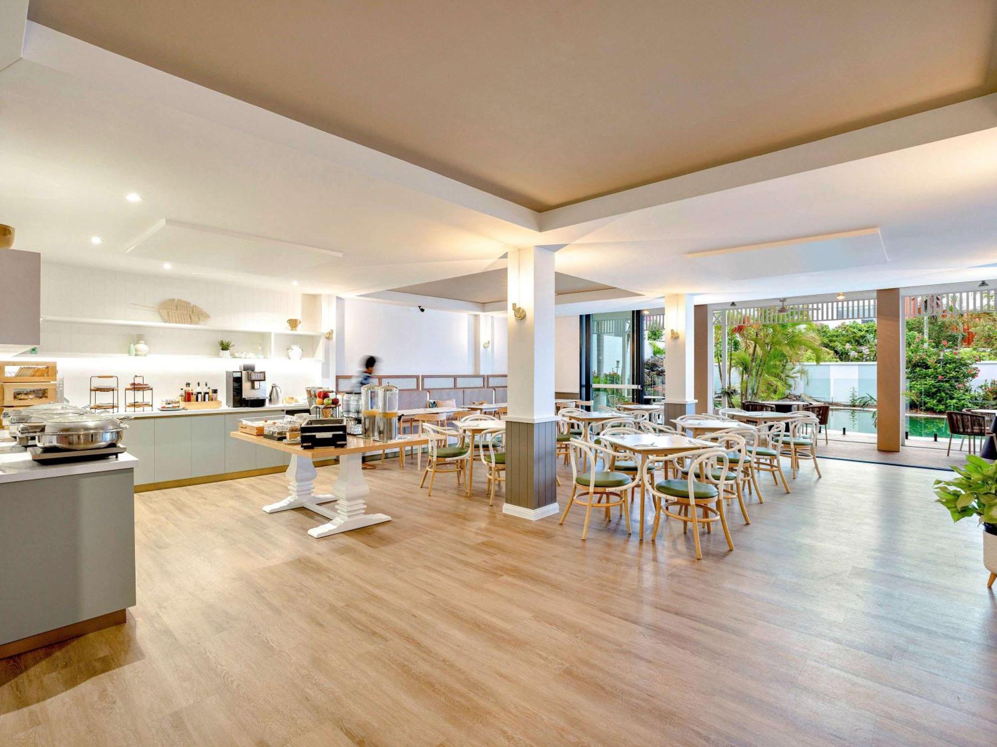 Mercure Cairns Exterior foto
